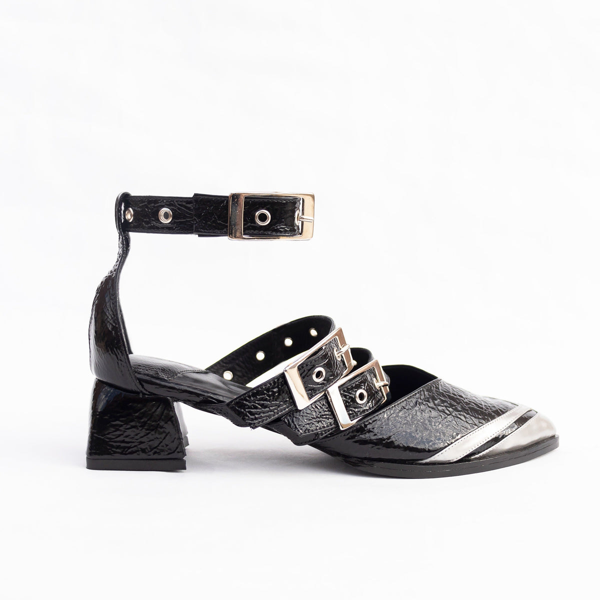 TACONES BAJOS