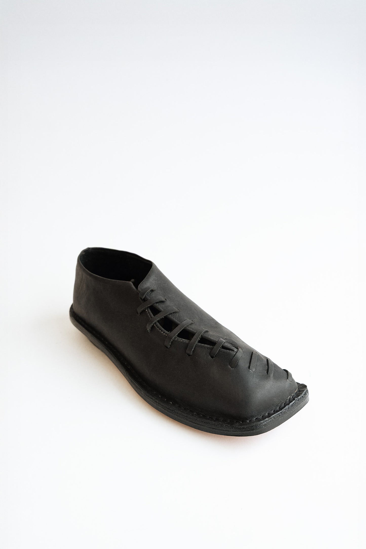 OBSIDIAN BLACK